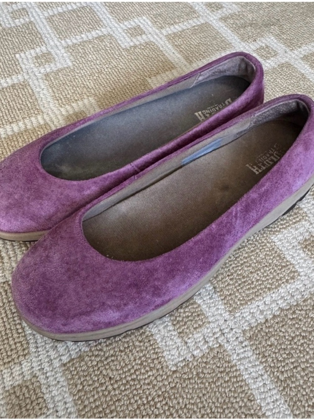 Duluth Trading Suede Ballet Flats Purple Comfort Shoes Size 8 - Picture 6 of 7